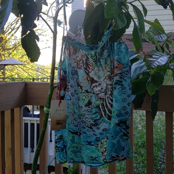 Da-Nang M Blue Floral Tank - Picture 2 of 8